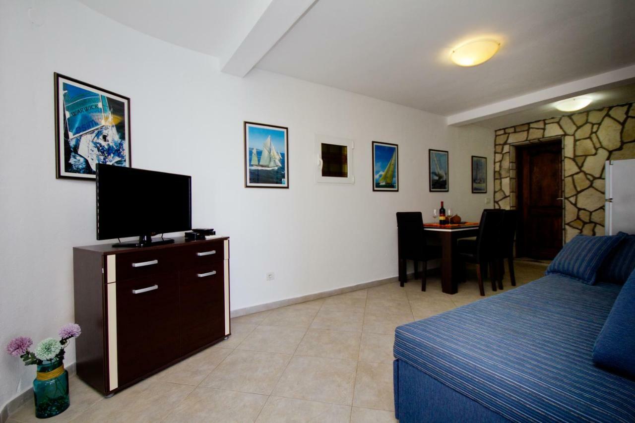 Apartments Dora Dobra Voda Esterno foto