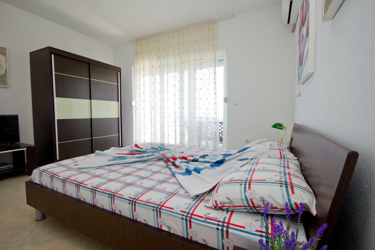 Apartments Dora Dobra Voda Esterno foto